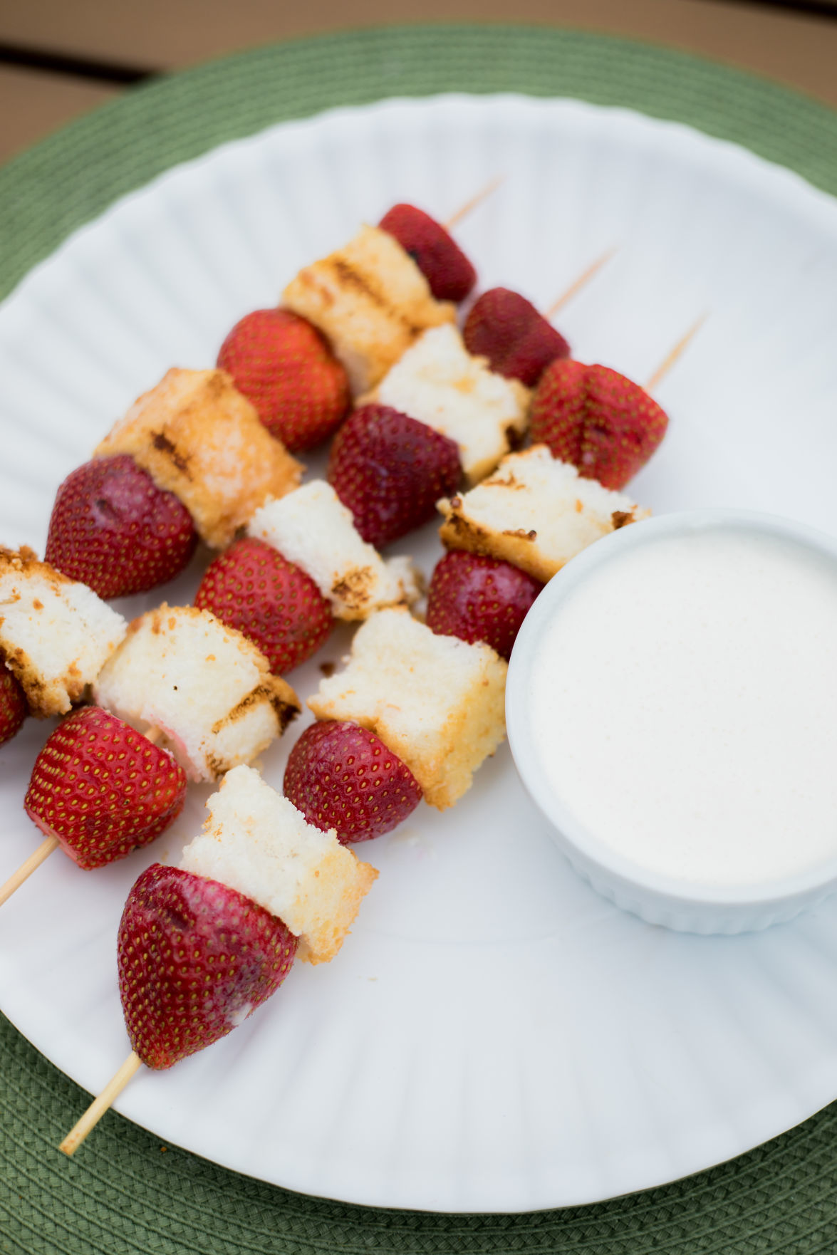 2018_MOMS_FruitKebabs_THORSON-6491.jpg